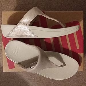 Fitflop shimmy suede toe-post sandals